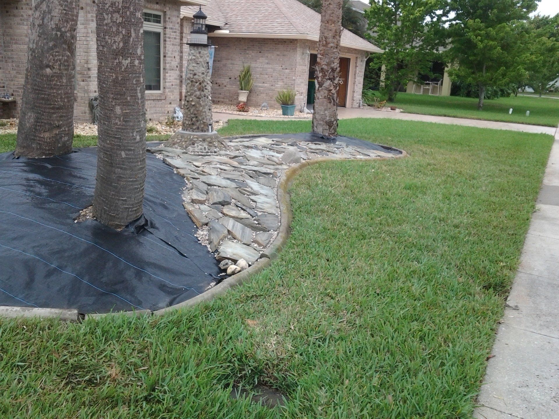 Landscape paving