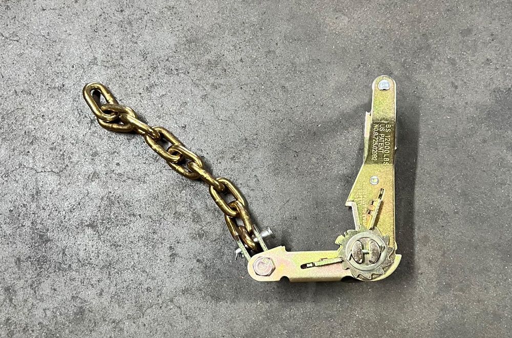 Ratchet 2 inch with chain tail
