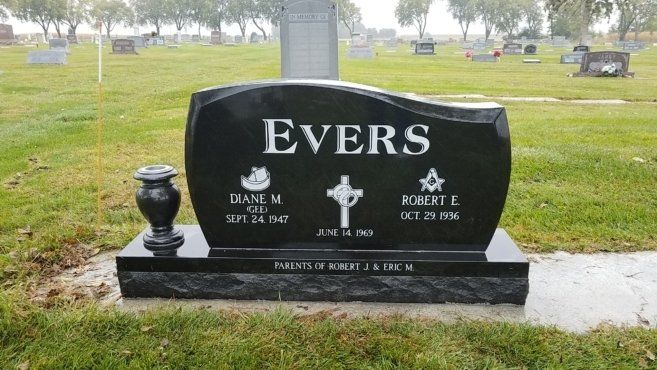 Companion headstone