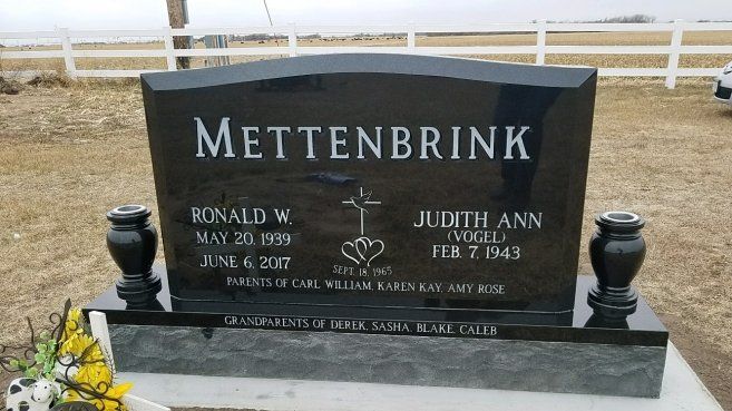 Companion headstone