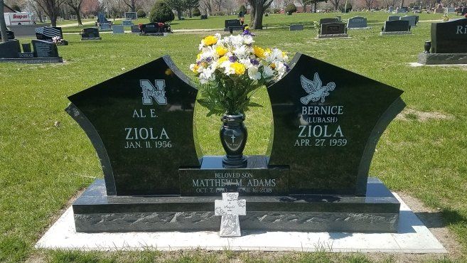 Companion headstone