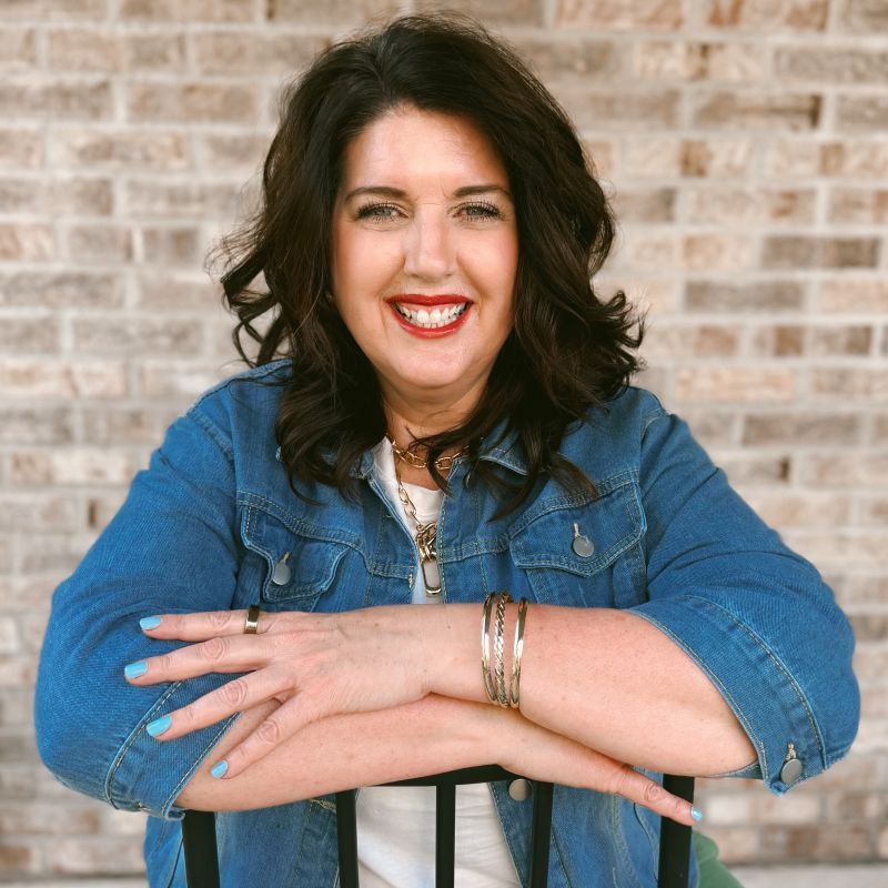 Photo of Stephanie Harvey