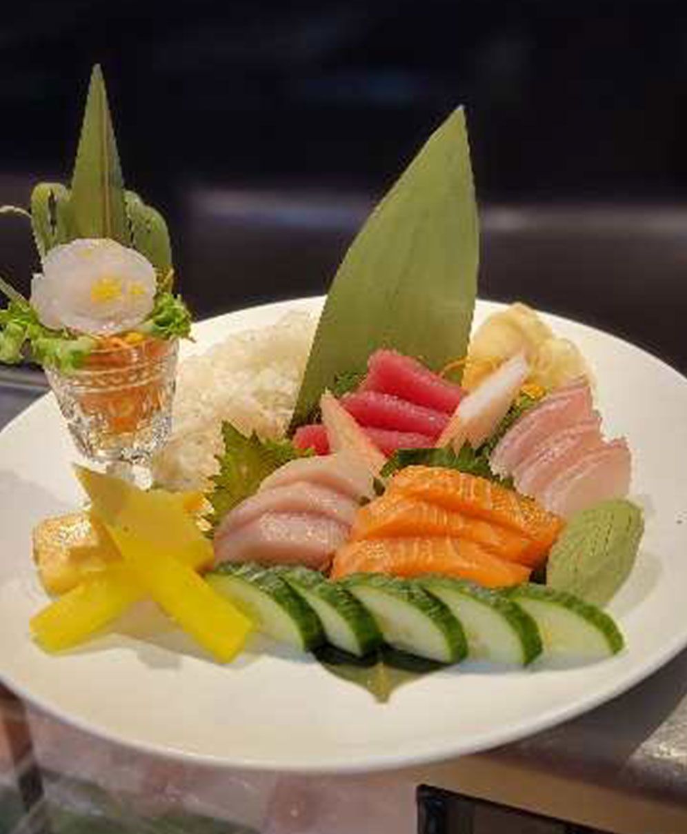 Sushi with cocktail