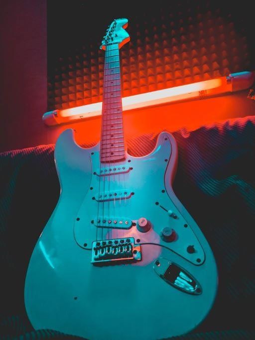 Electric guitar