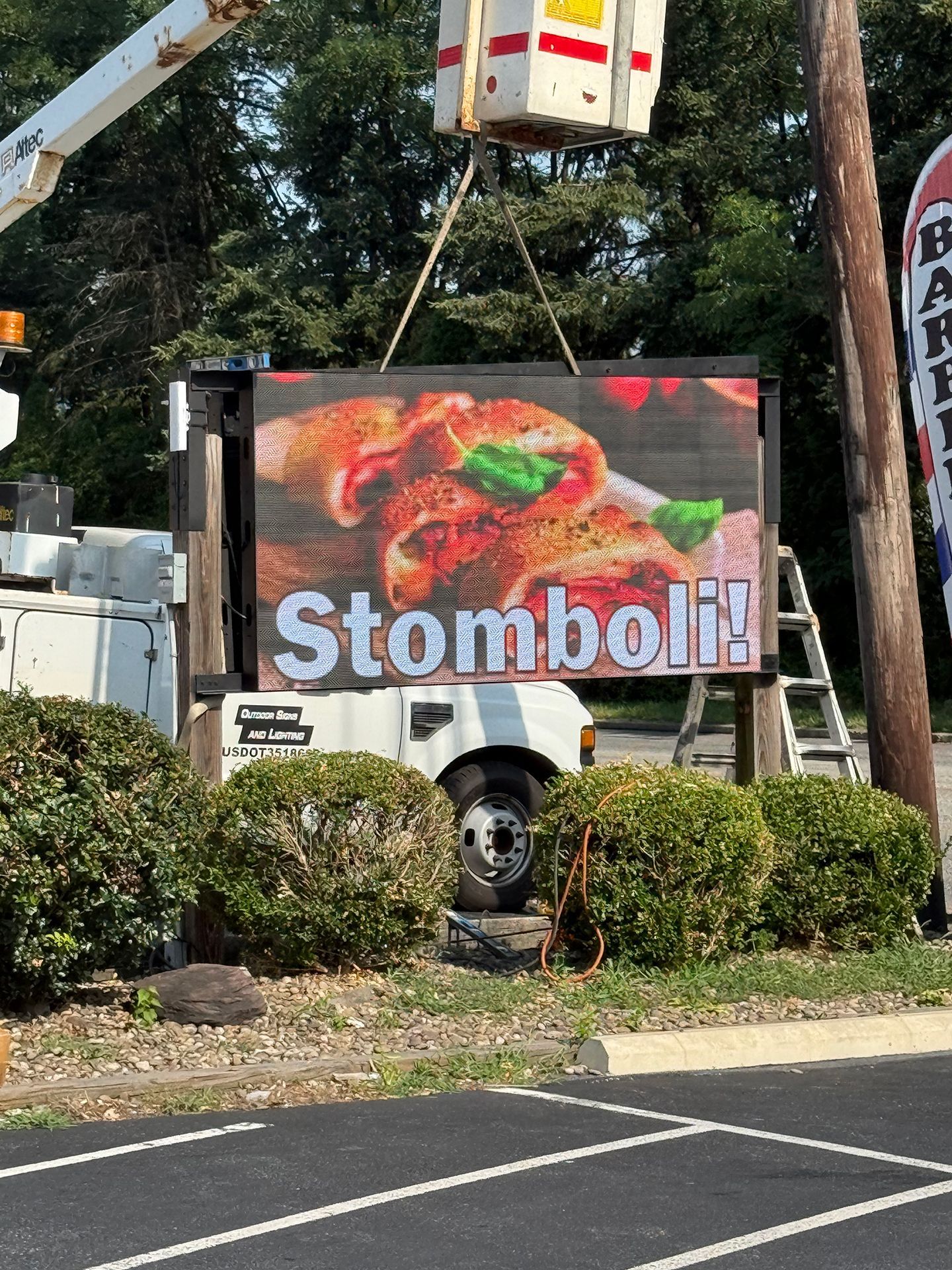 LED sign that says Stromoli