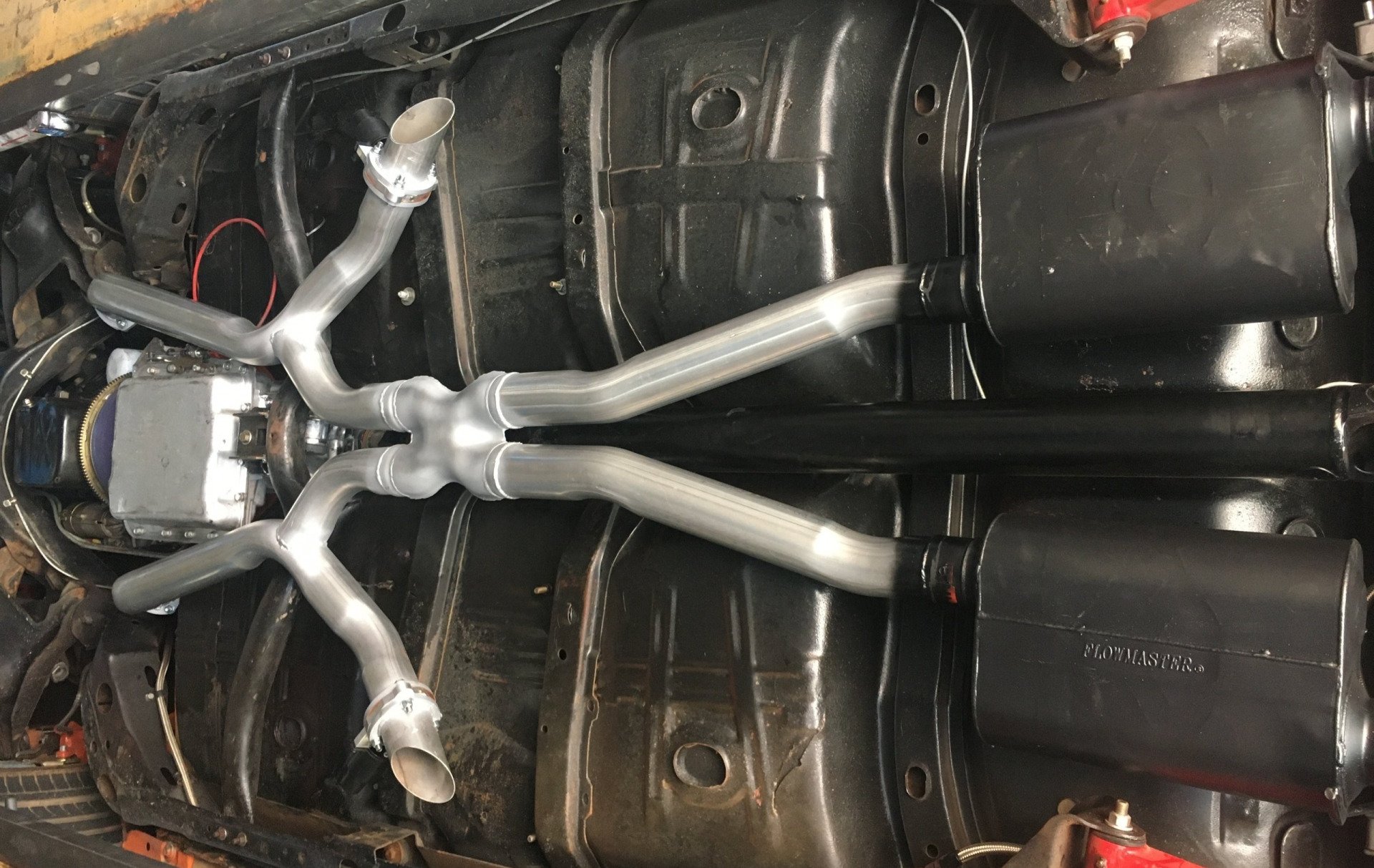 Custom exhaust pipes