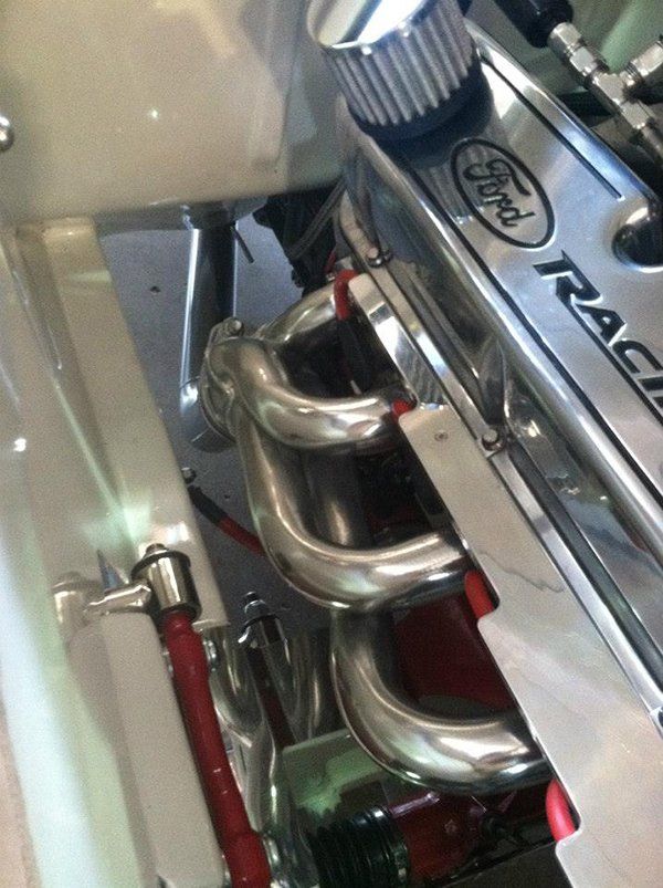 Custom exhaust header