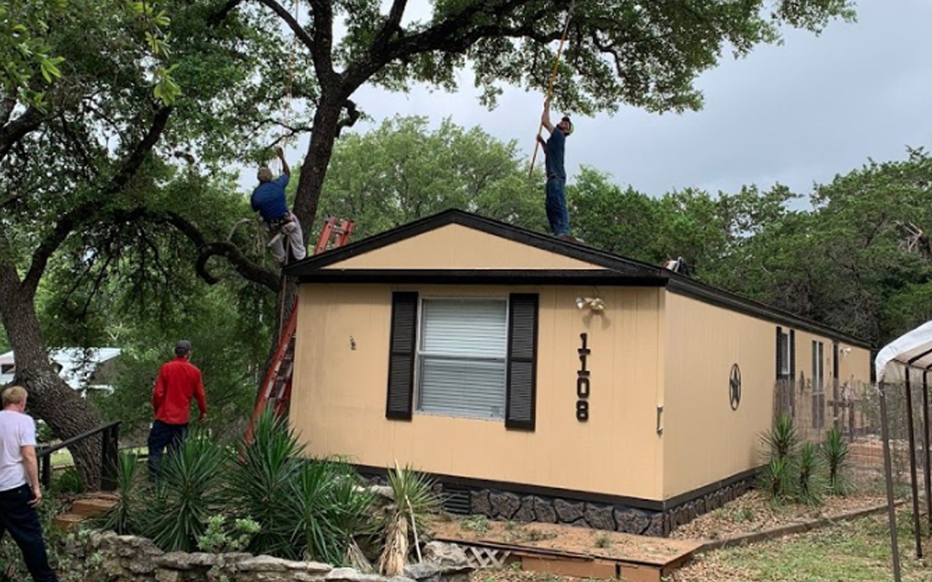 Storm damage cleanup service