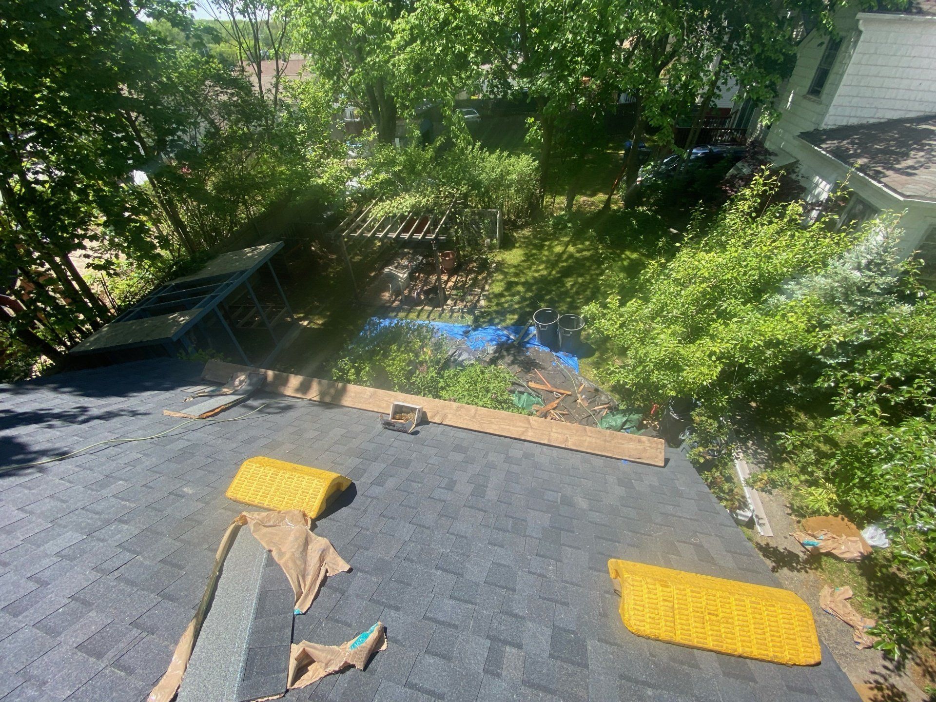 gray roof with yellow portions