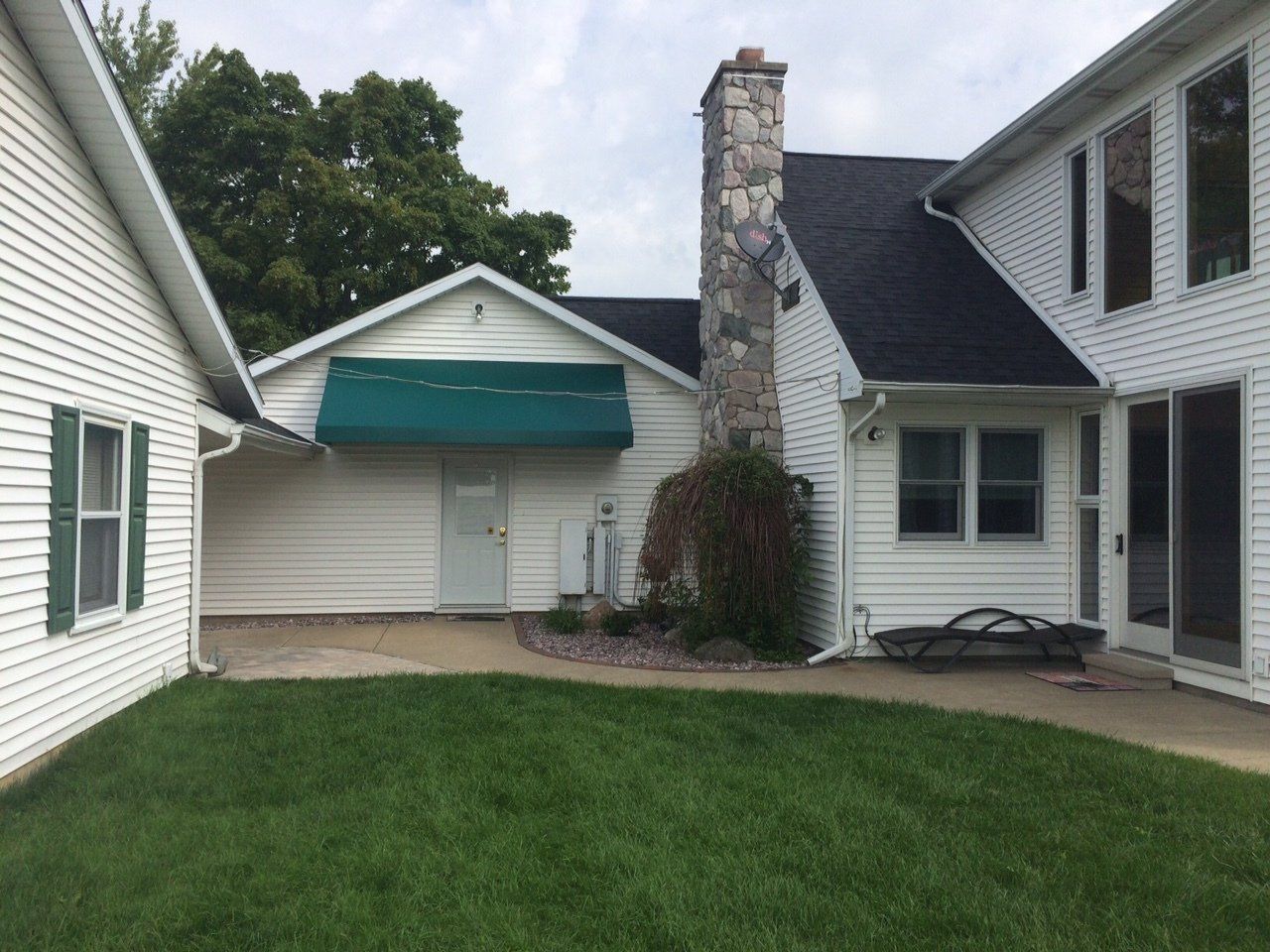 Green Residential Awning