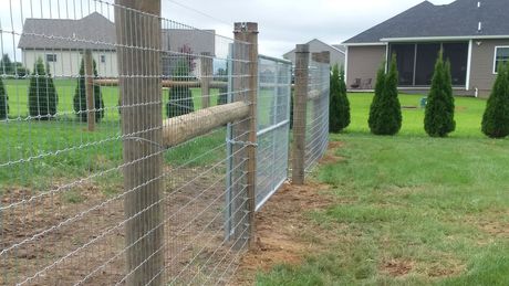 Woven wire fence