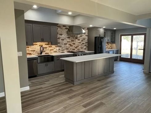 Royal Kitchens & Baths