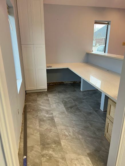 Receptionist area expansion