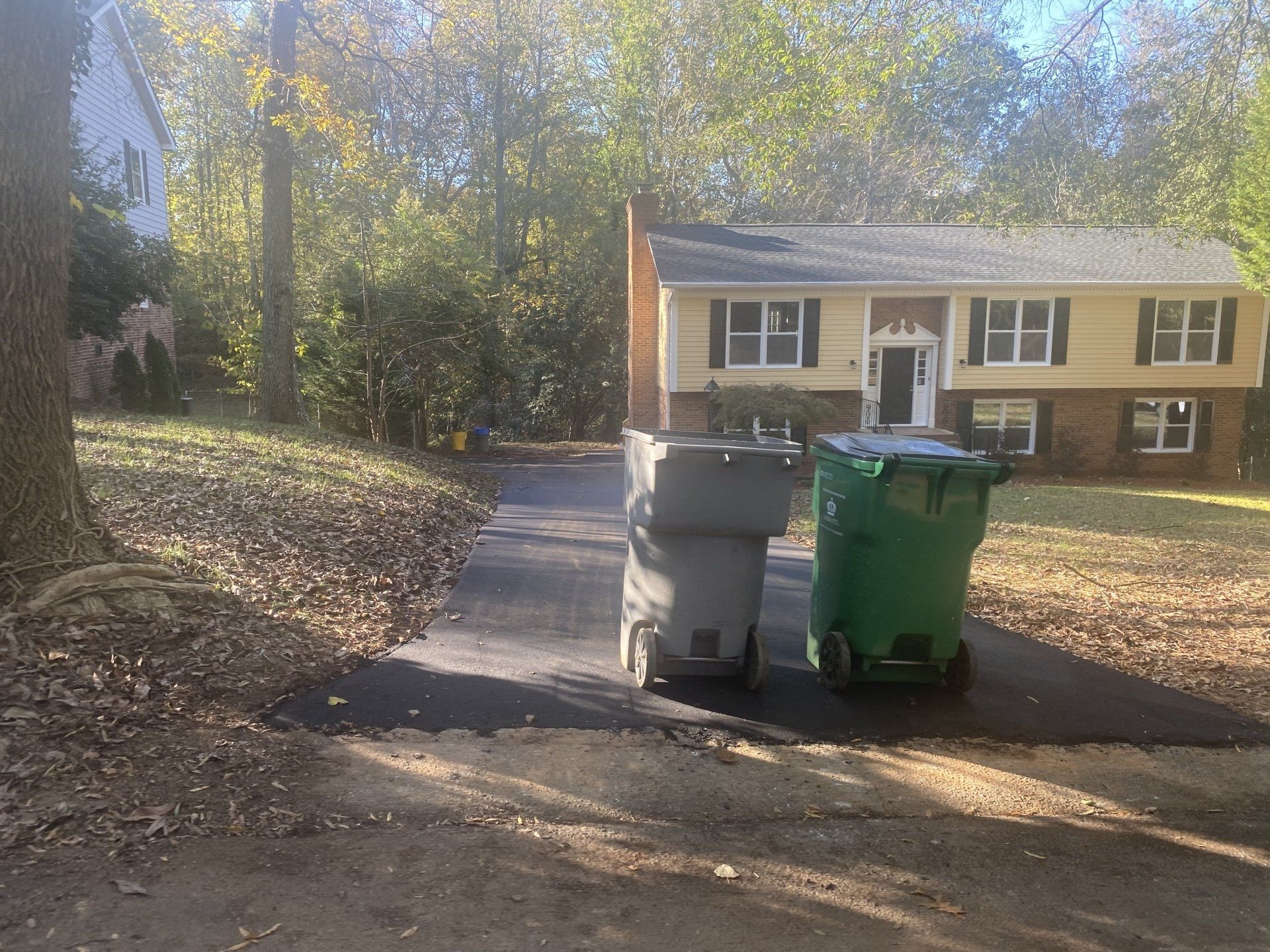 Asphalt and sealcoating services