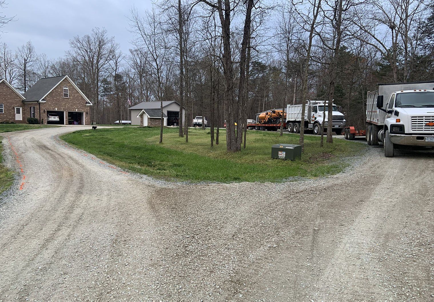 Asphalt and sealcoating services