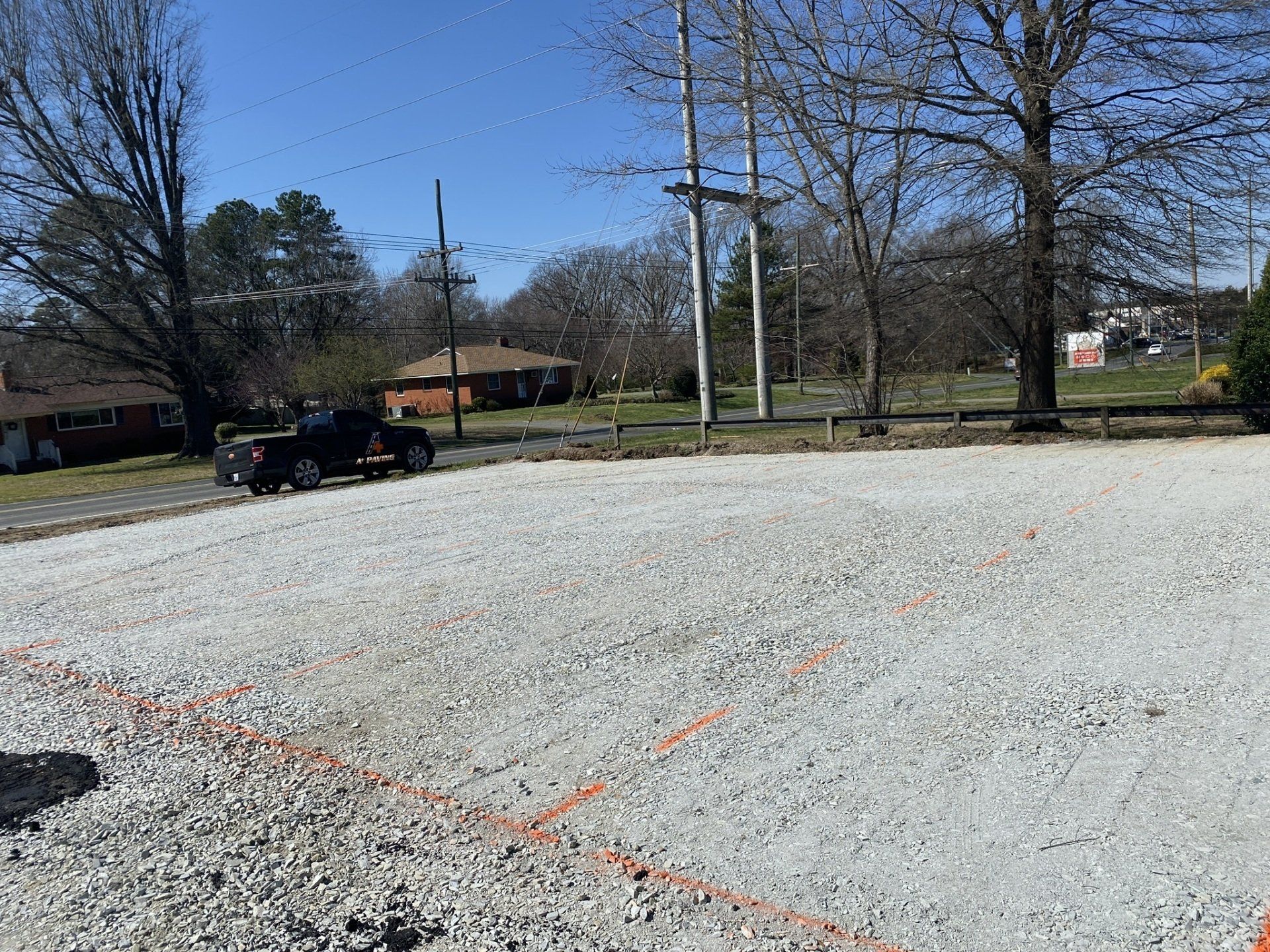 Asphalt and sealcoating services
