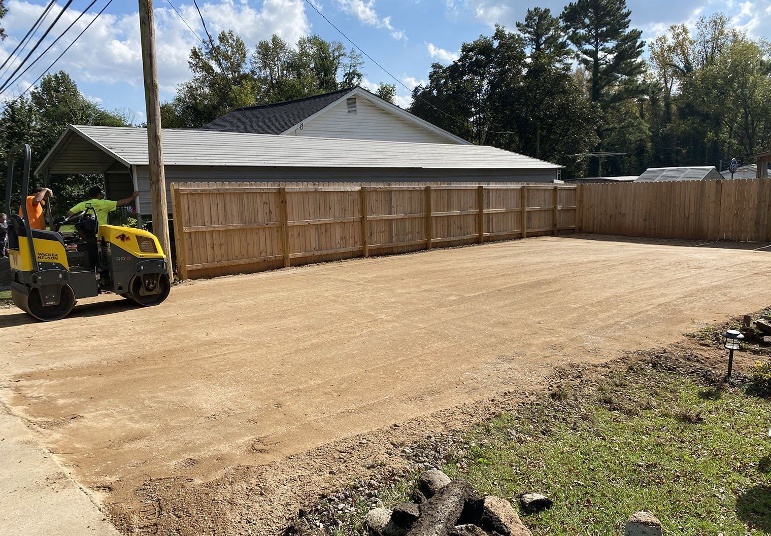 Asphalt and sealcoating services