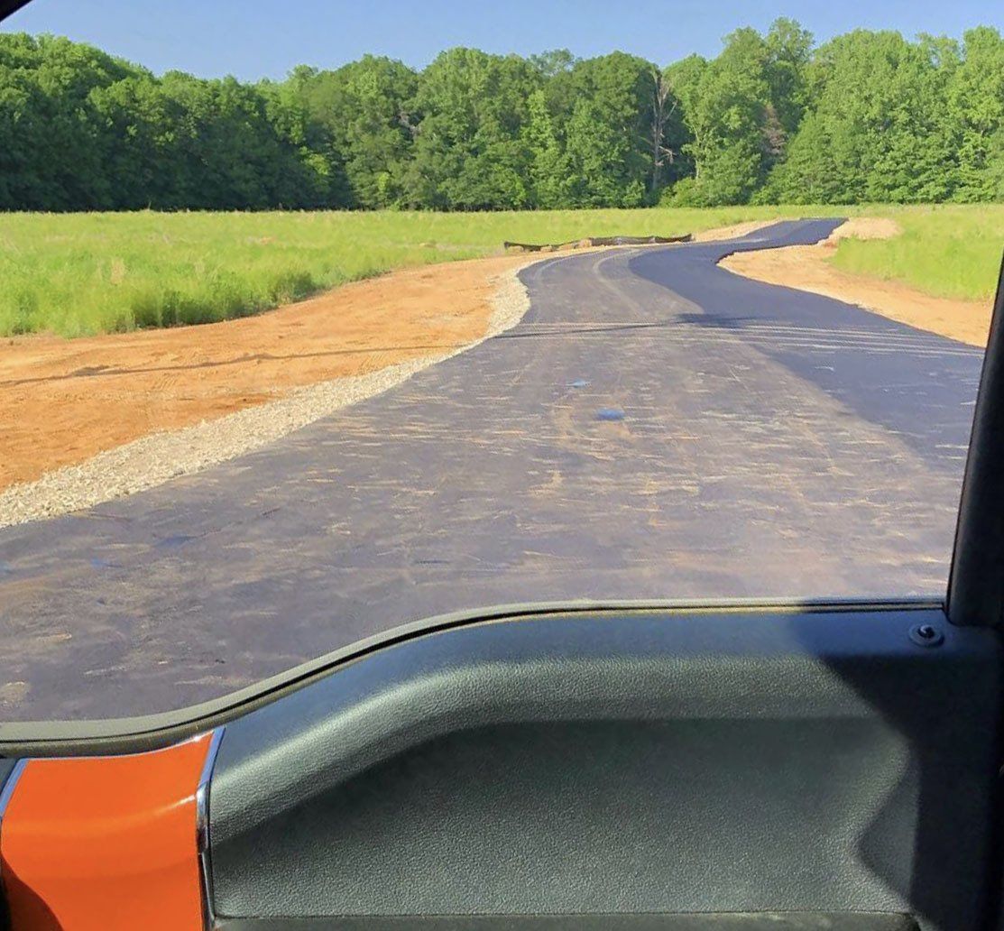 Asphalt and sealcoating services