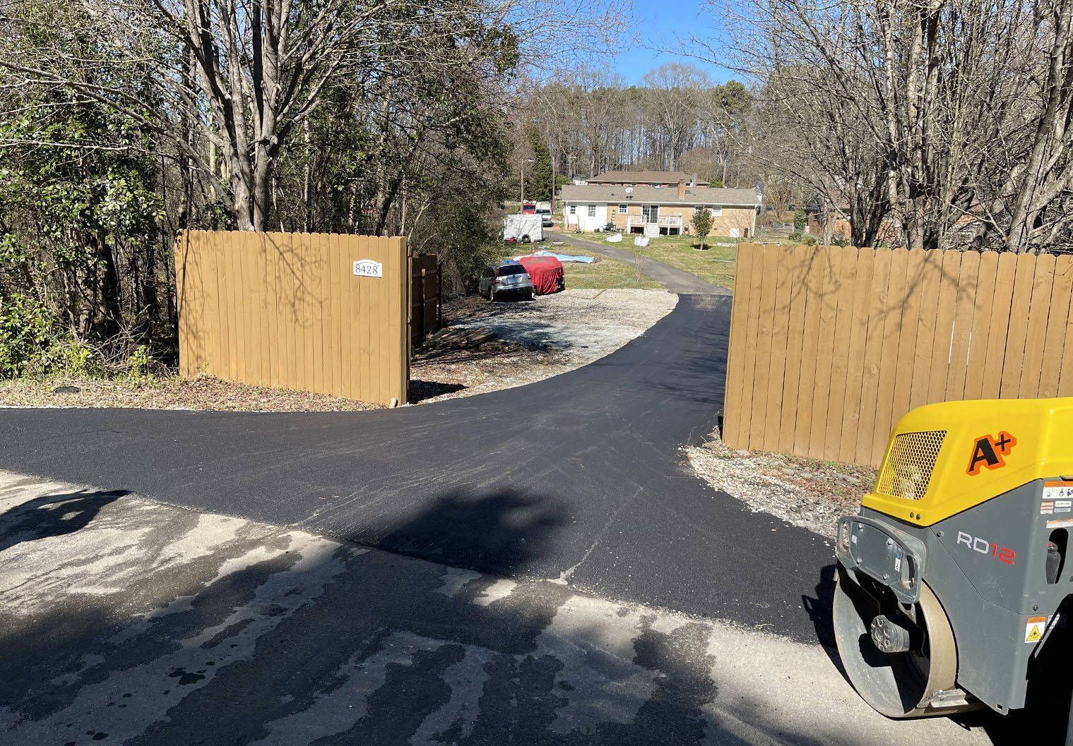 Asphalt and sealcoating services