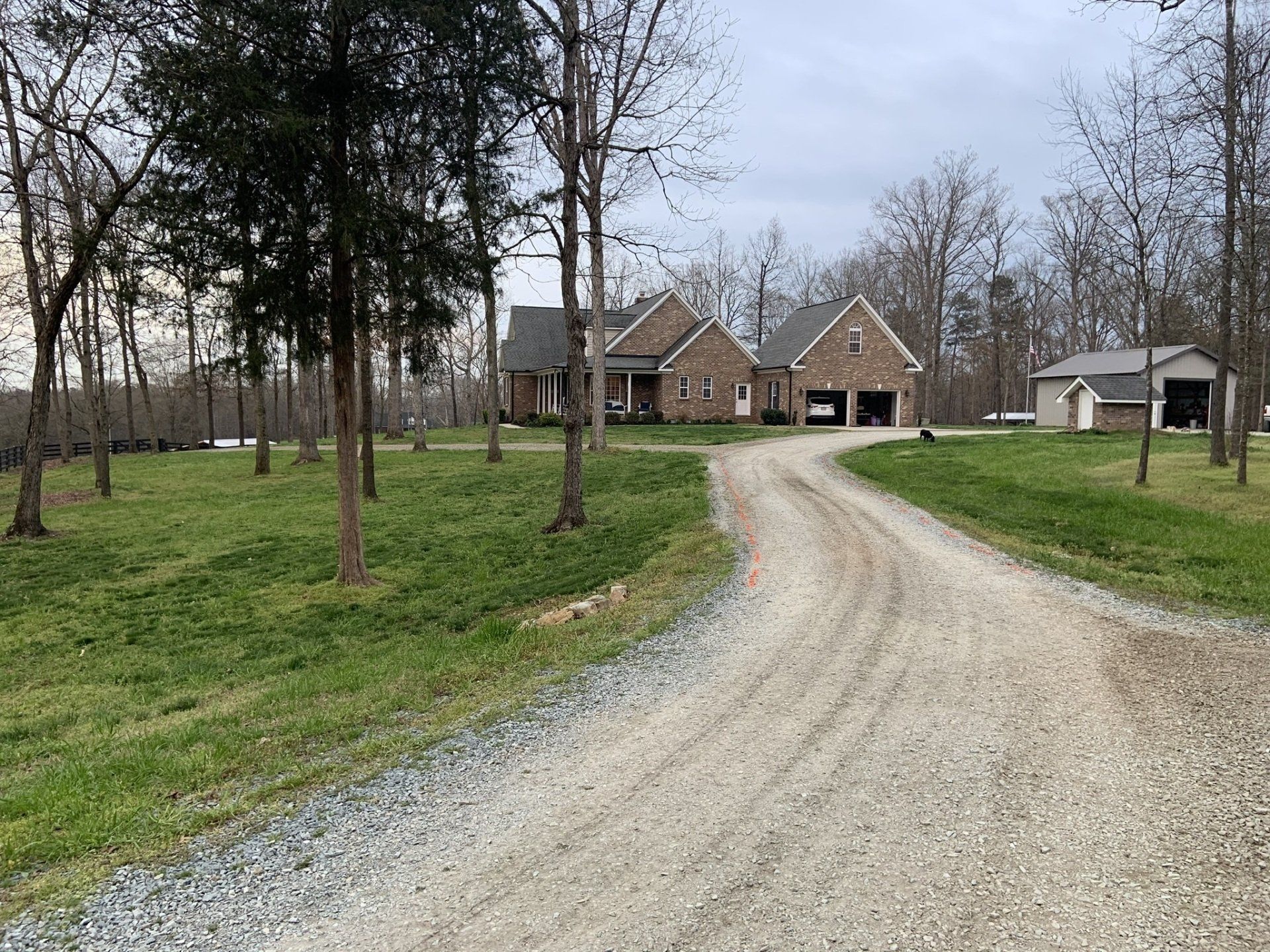 Asphalt and sealcoating services