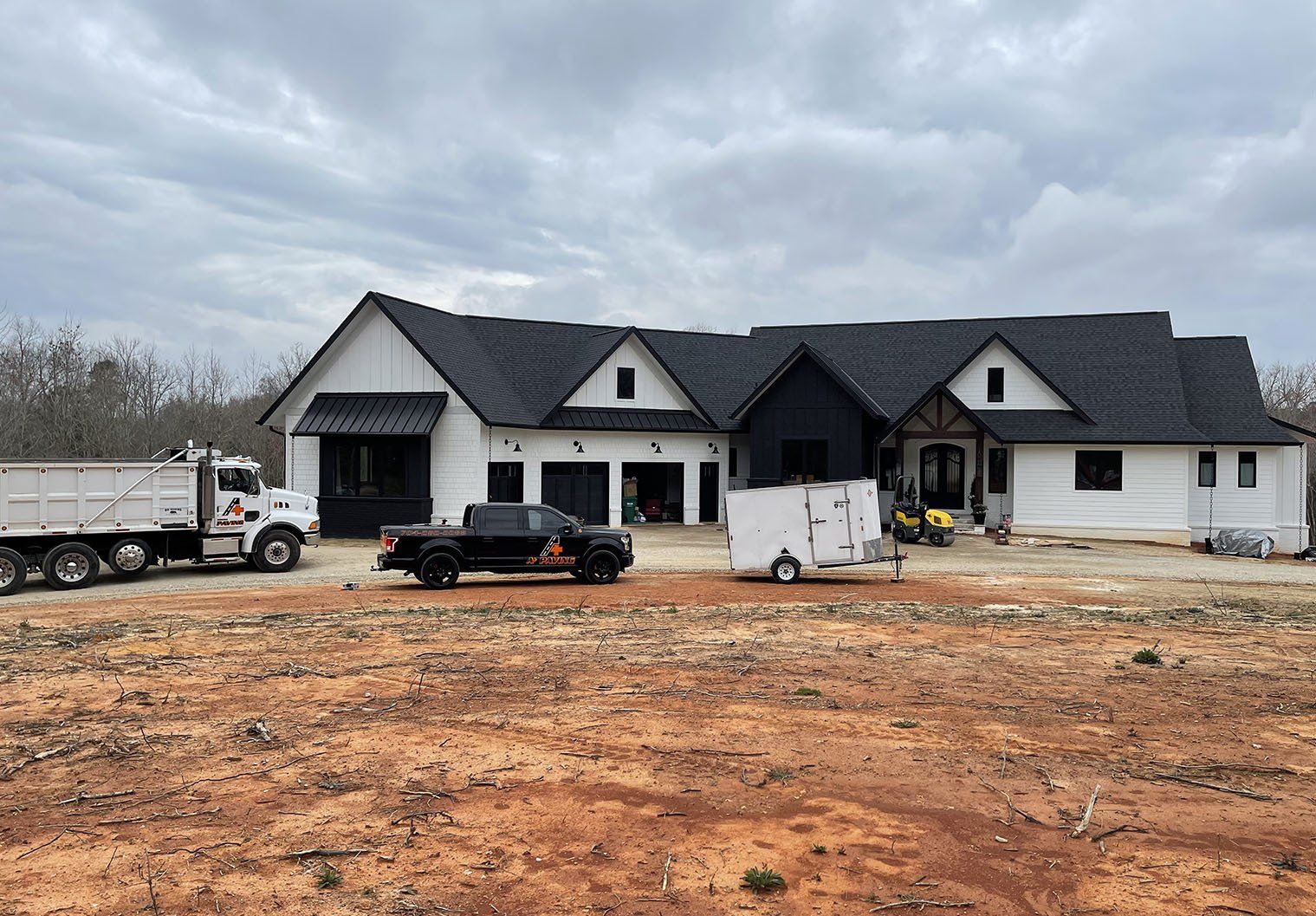 Asphalt and sealcoating services