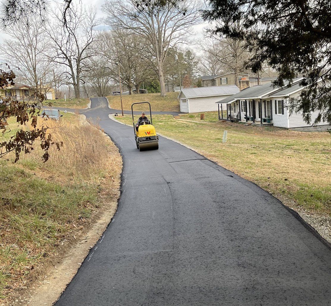 Asphalt and sealcoating services