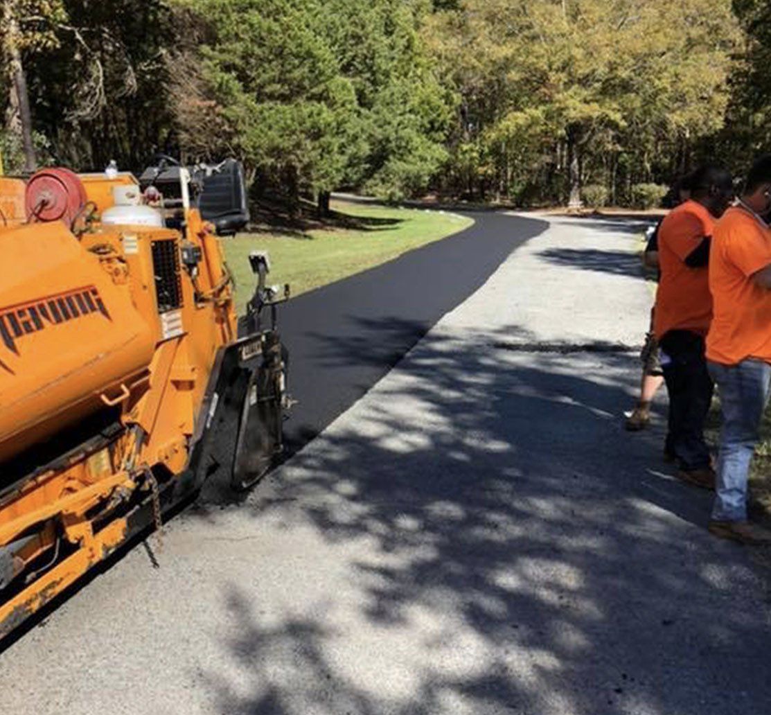 Asphalt and sealcoating services
