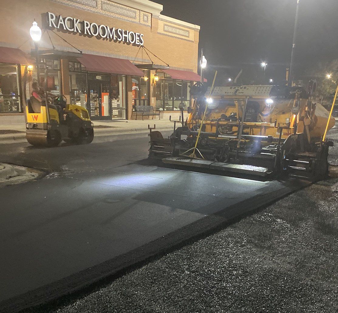 Asphalt and sealcoating services