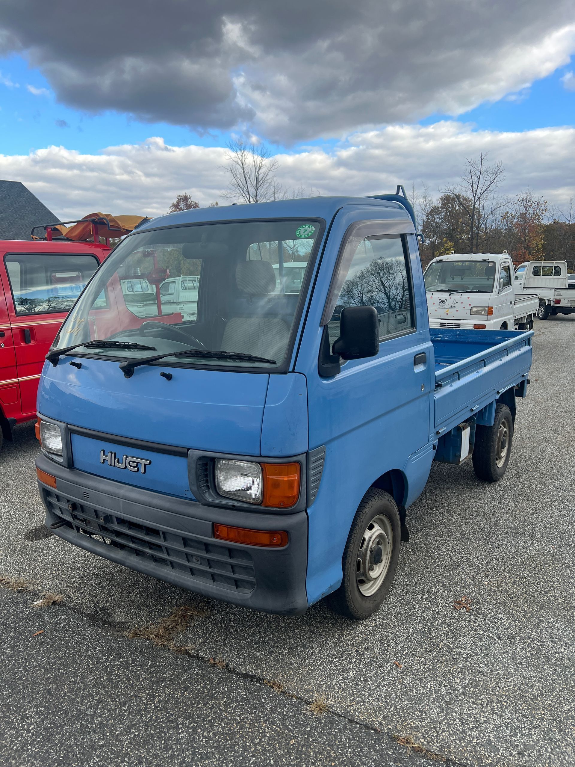 1996 Daihatsu Hijet Kei Truck 4WD For Sale In a Parking Lot
