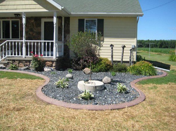 Concrete curb edging