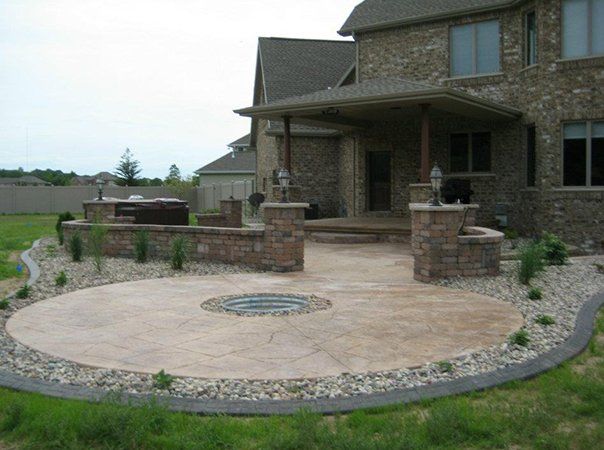 Circle walkway