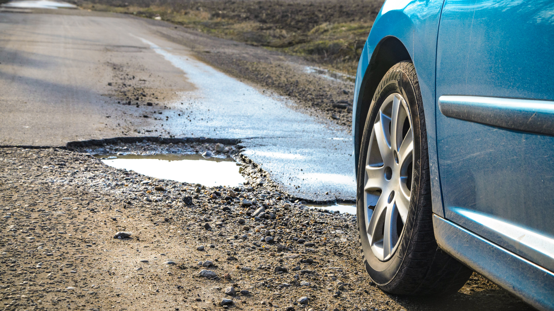 what causes potholes