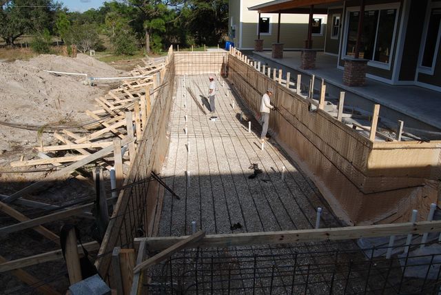 professional pool contractor