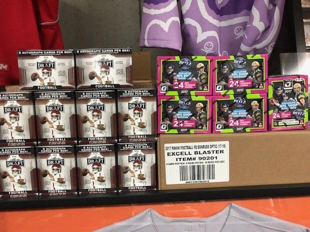 Gizmo's Sportscards photo