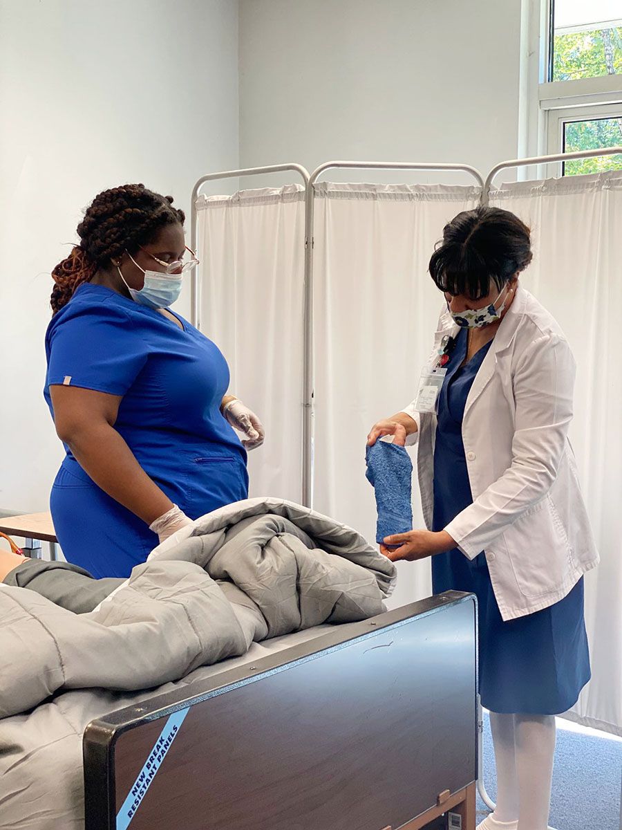 Health Professional Trainee training session with a Professional Healthcare Instructor