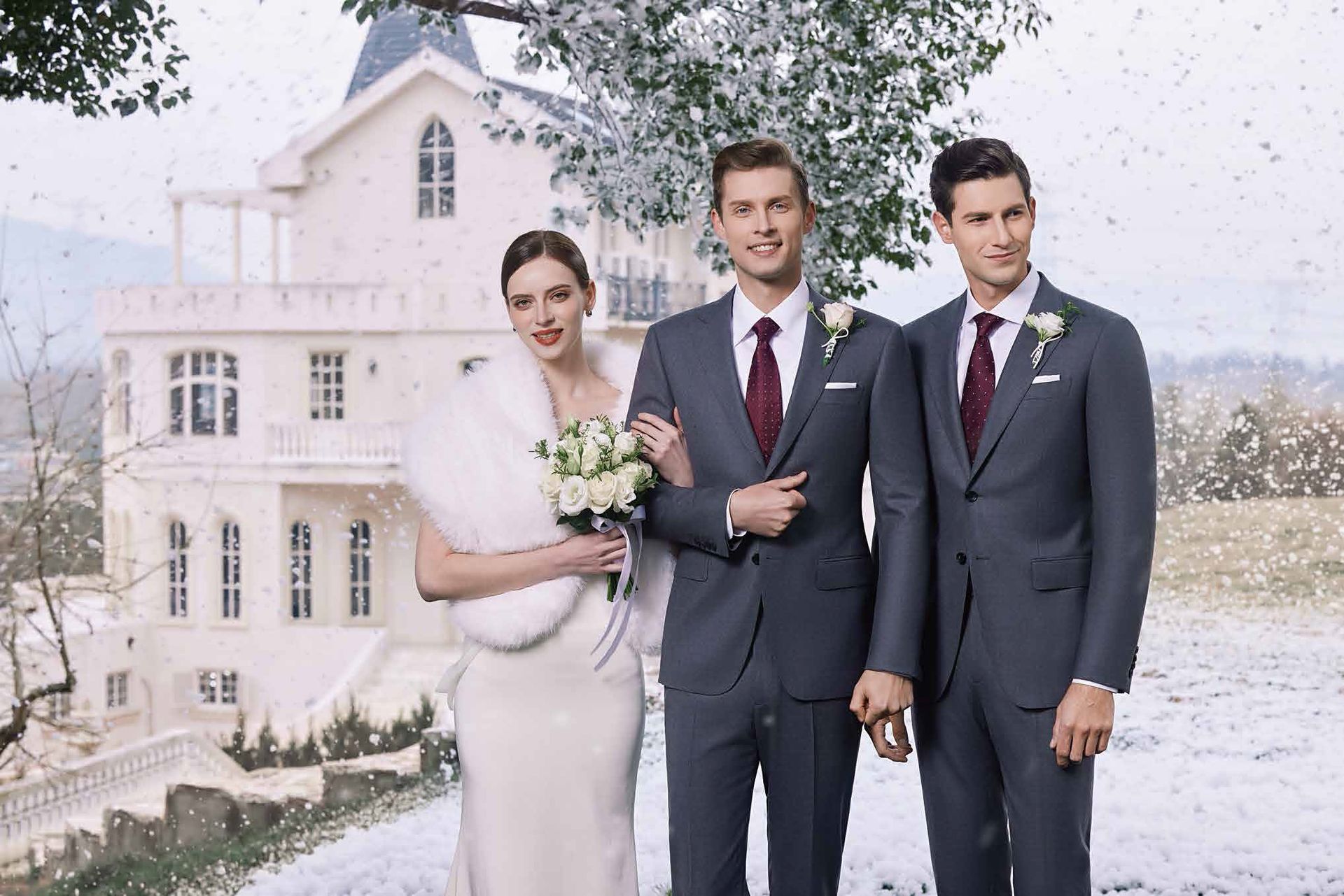 A bride and her groomsmen are posing for a picture in front of a white house.