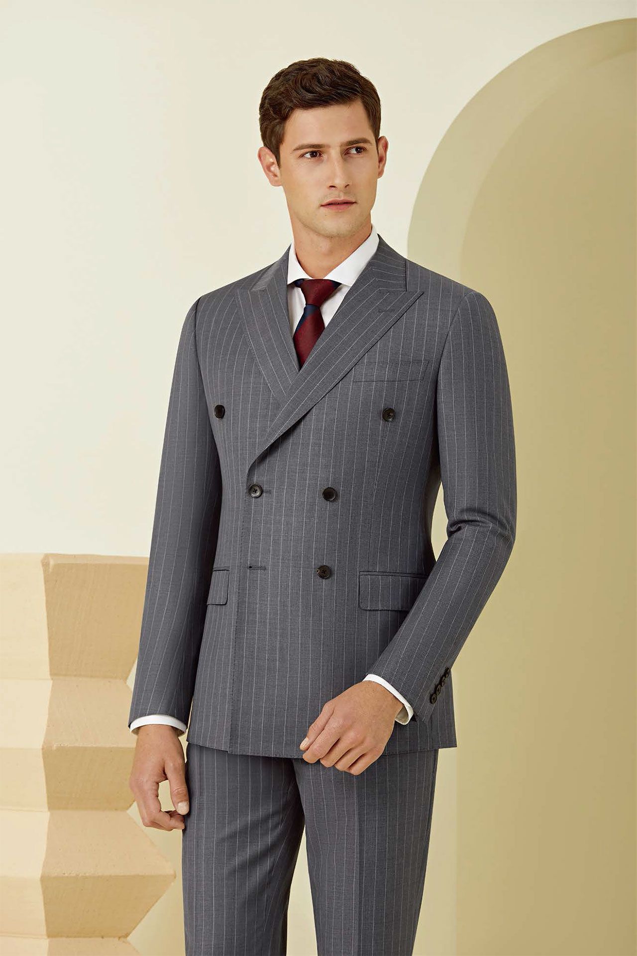 A man in a suit and tie