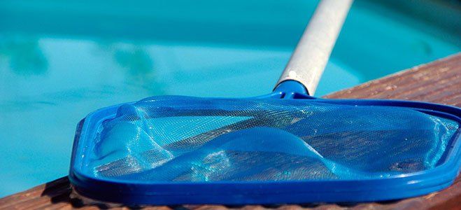 pool-cleaning
