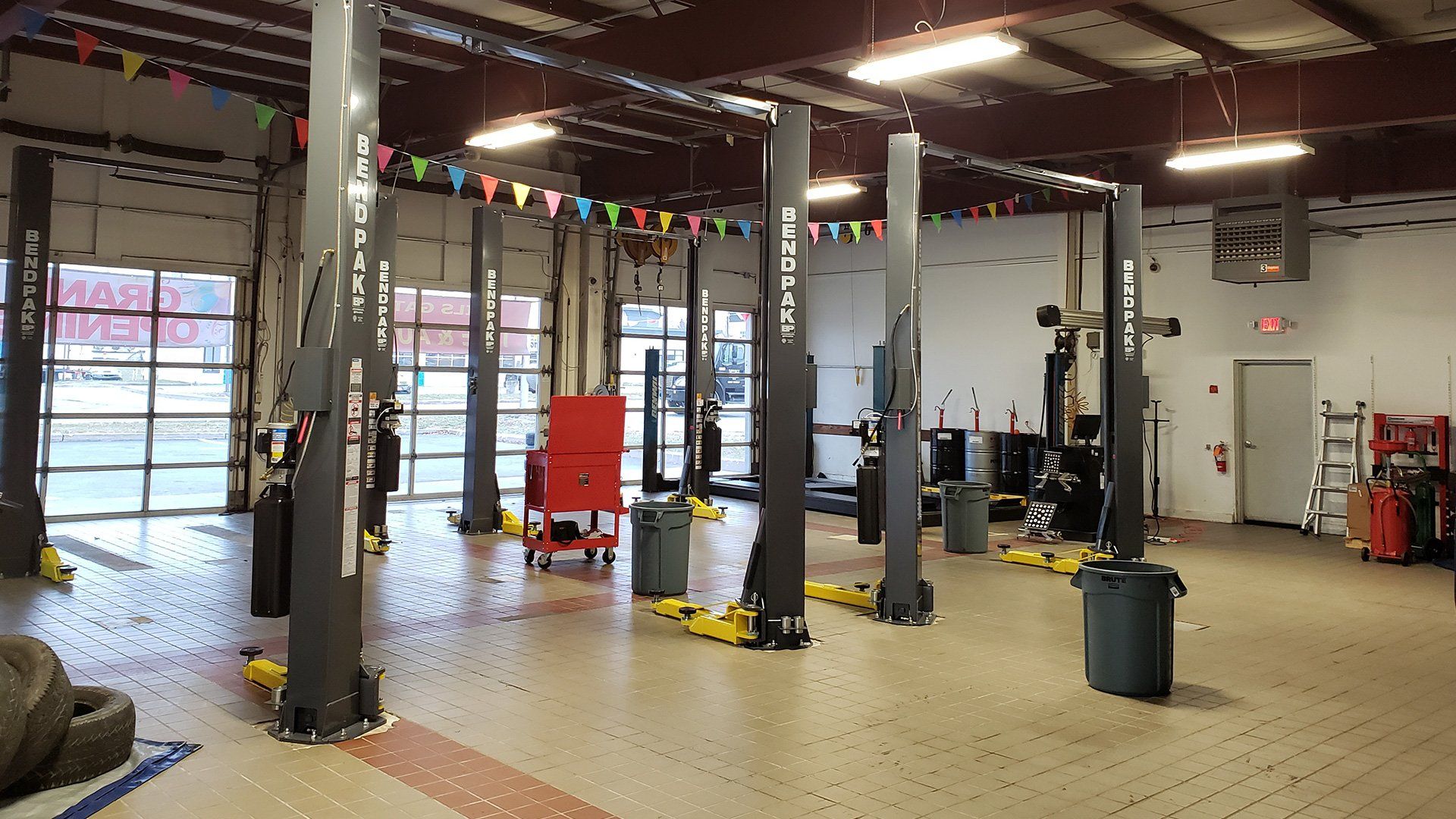 Inside Vails Gate Tire & Auto Shop - Vails Gate Tire & Auto - 898 Blooming Grove Tpke New Windsor, NY 12553