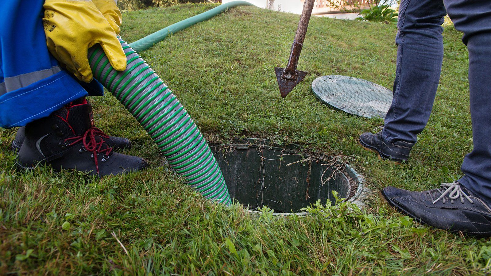 Septic pumping and cleaning service