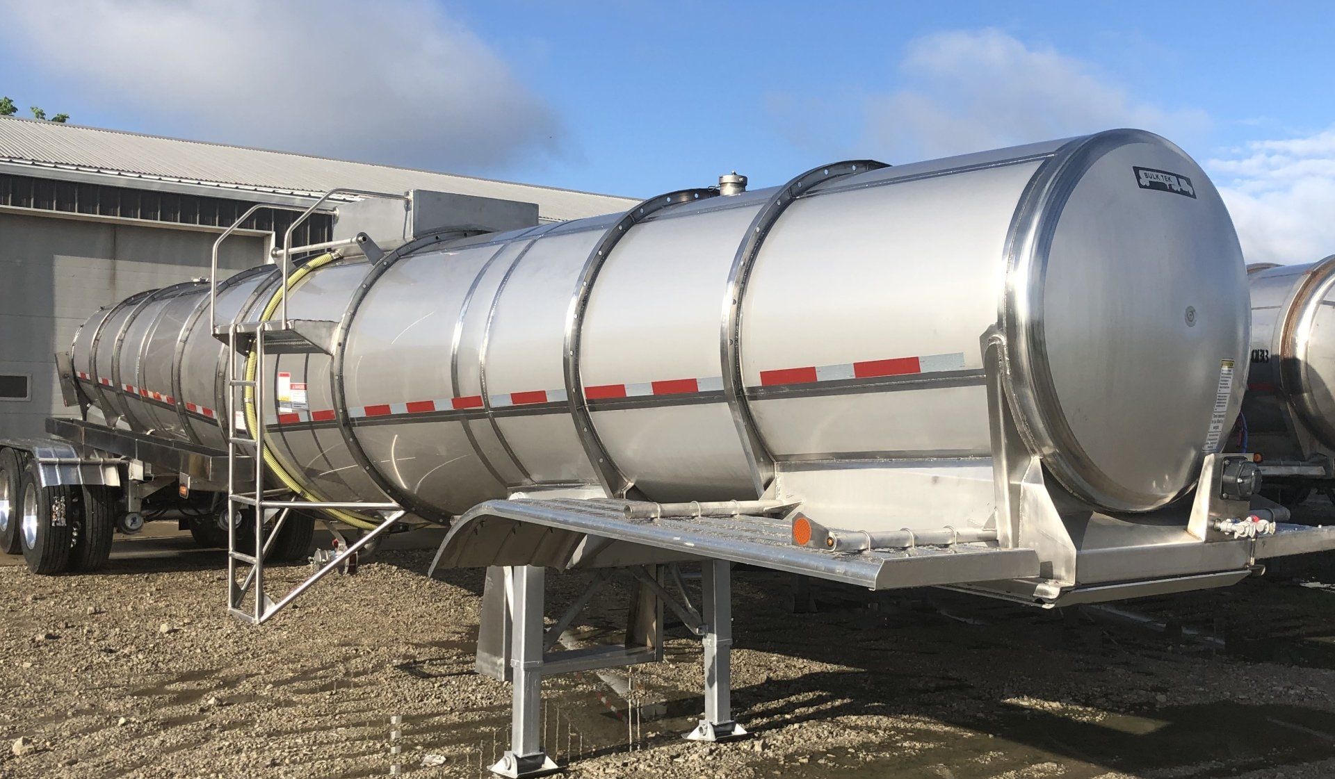 Tank Trailers | Aviation Refueling Tanks | Sullivan, IL