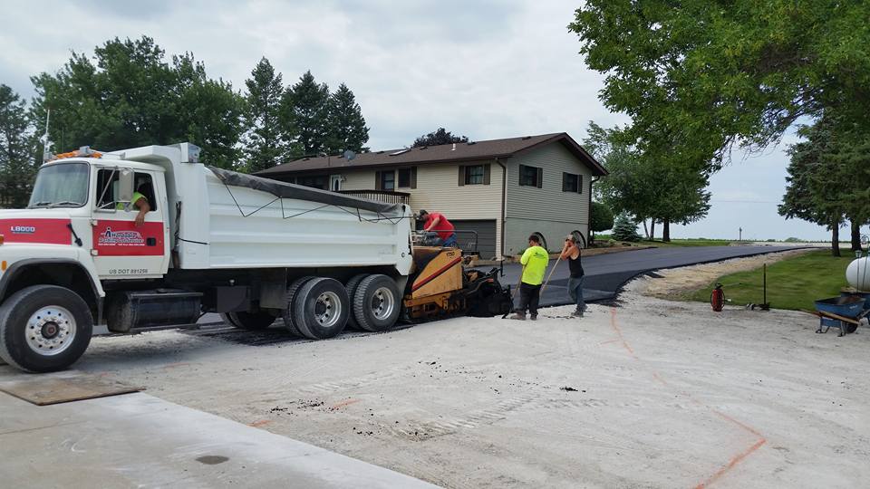 Asphalt Patching/Repairs