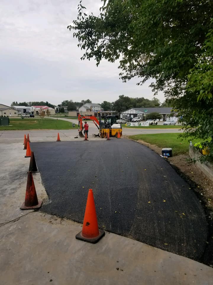 Asphalt Patching/Repairs