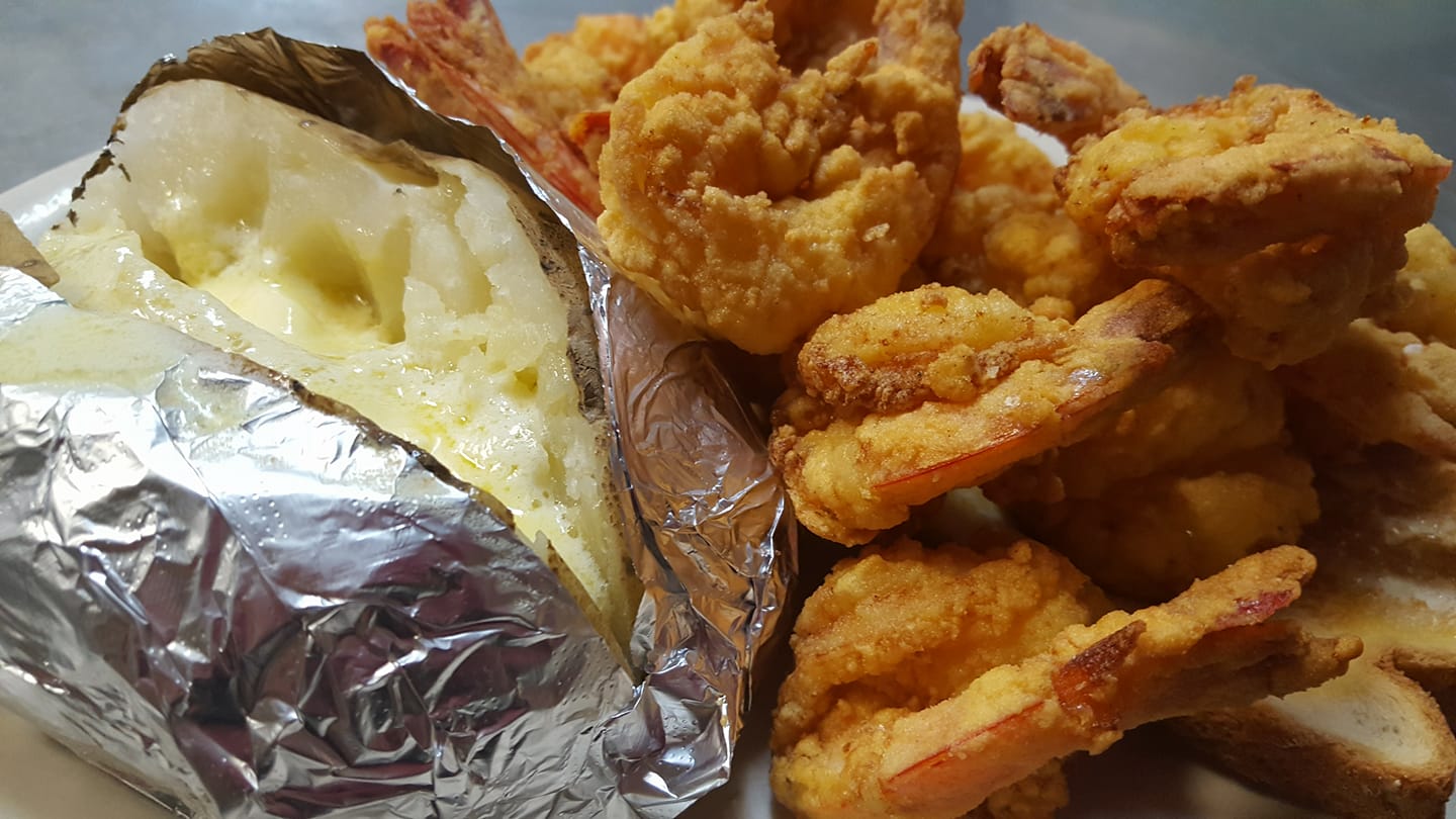 Popcorn Shrimp with mashed potato