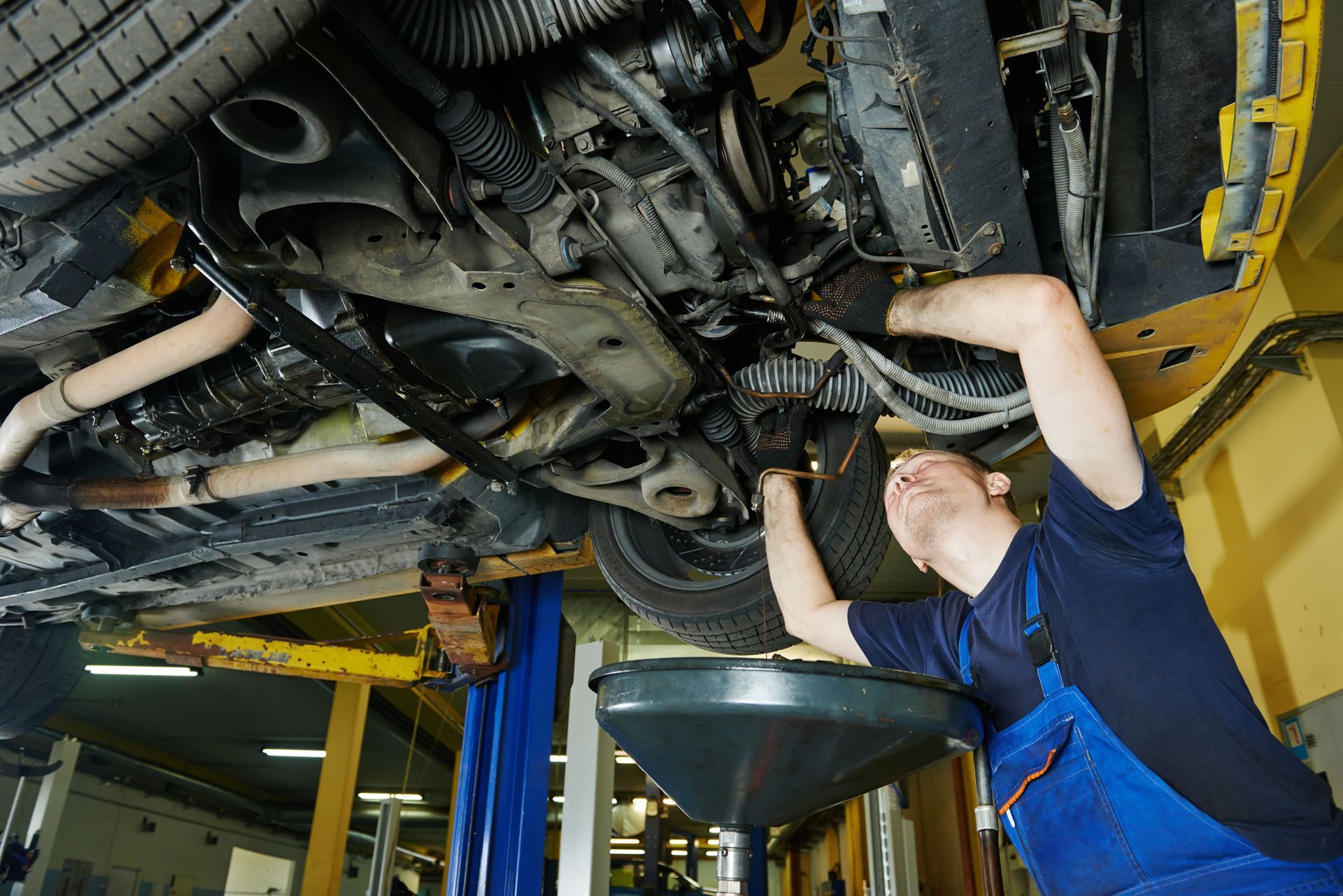 auto mechanic in Greenville, WI