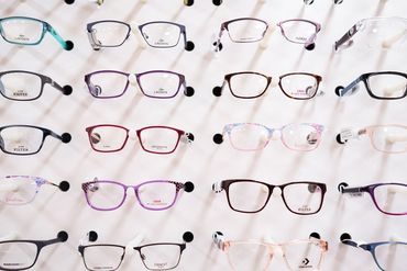 Different eyeglasses display