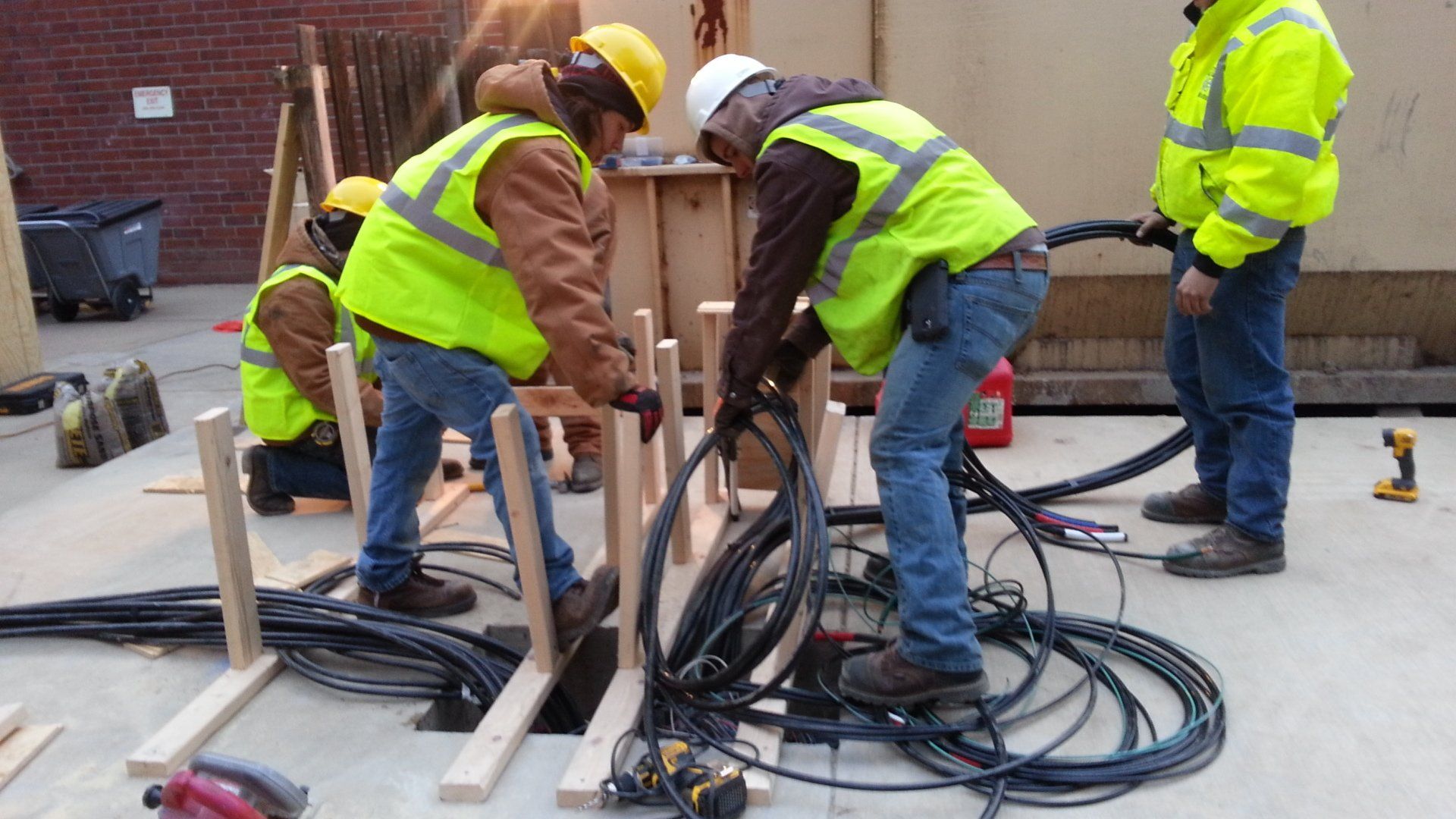 Gumpher Electrical Service - Heritage Facility 350KW 01