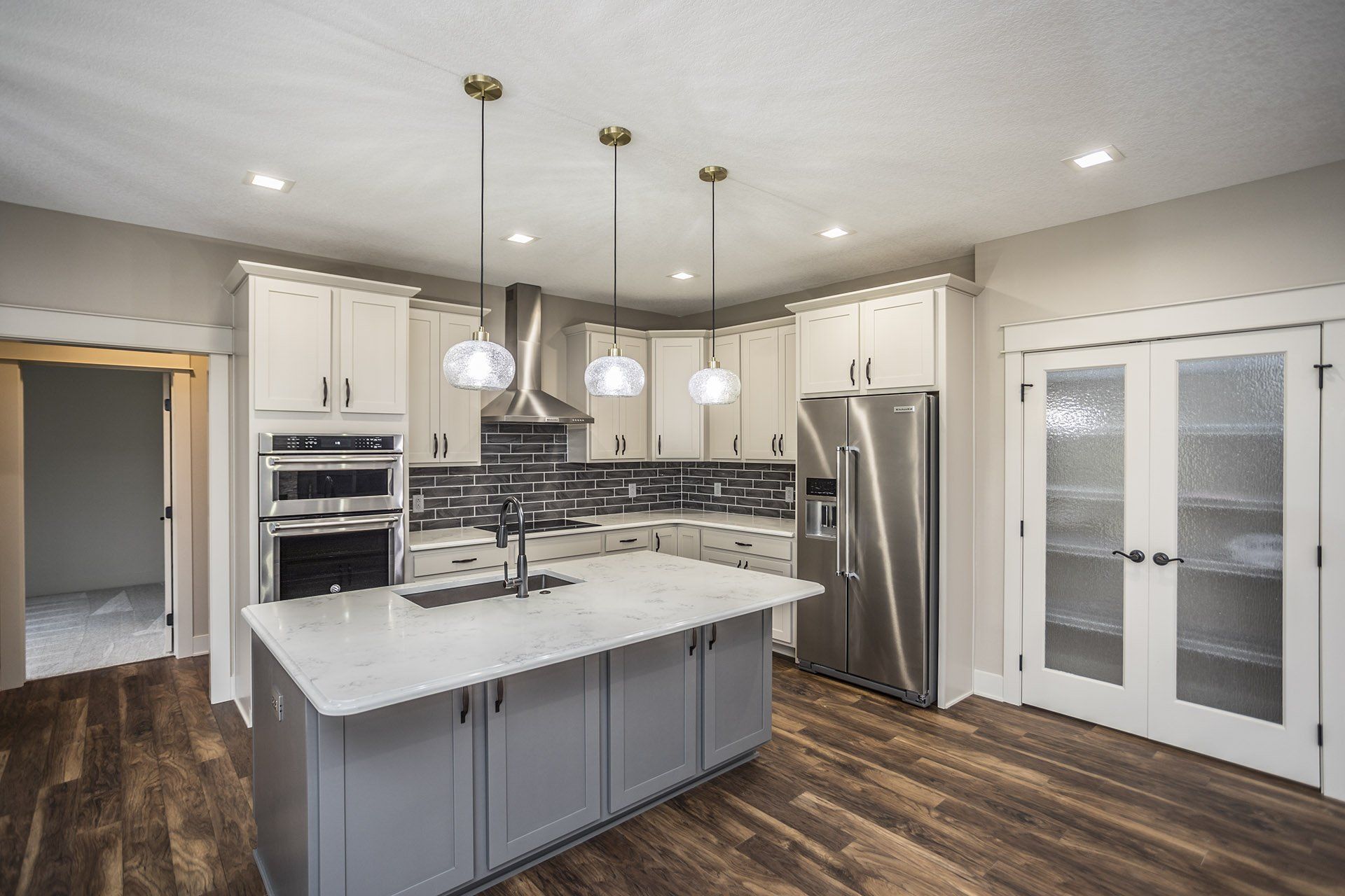 Countertops Quartz Countertop West Des Moines, IA