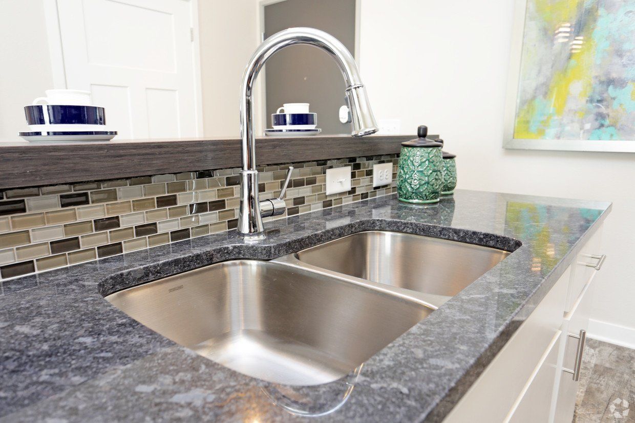 Countertops Laminate Countertop West Des Moines, IA