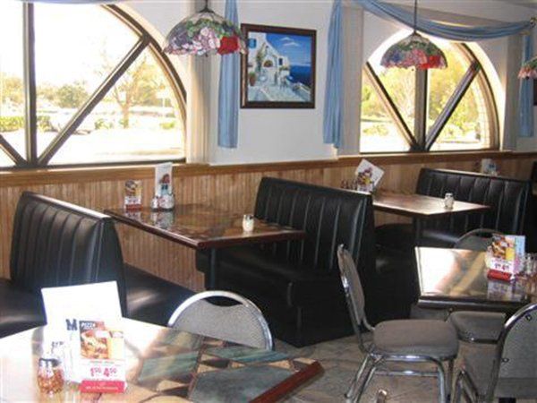 ABC Pizza interior